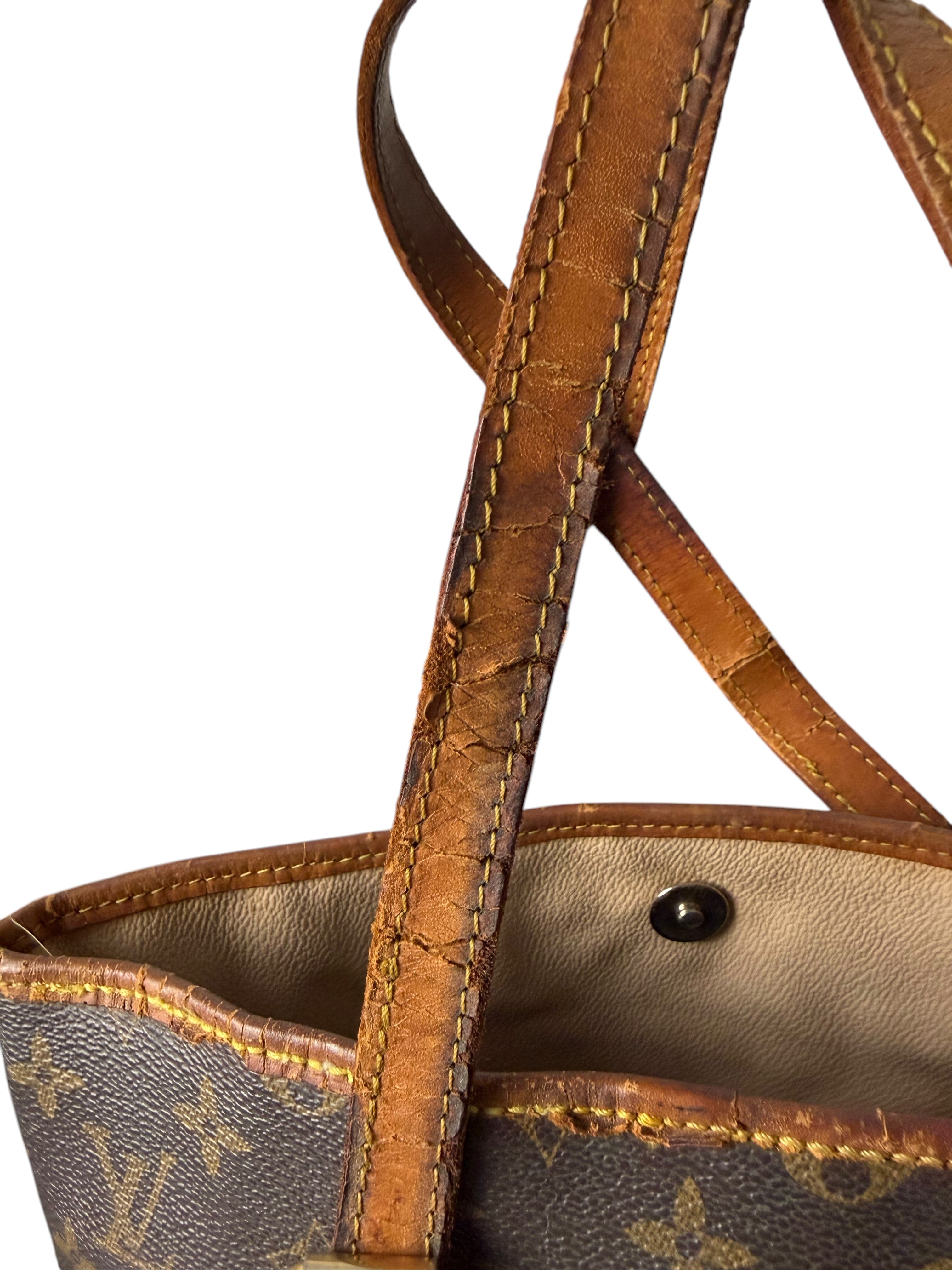 Sac seau Louis Vuitton