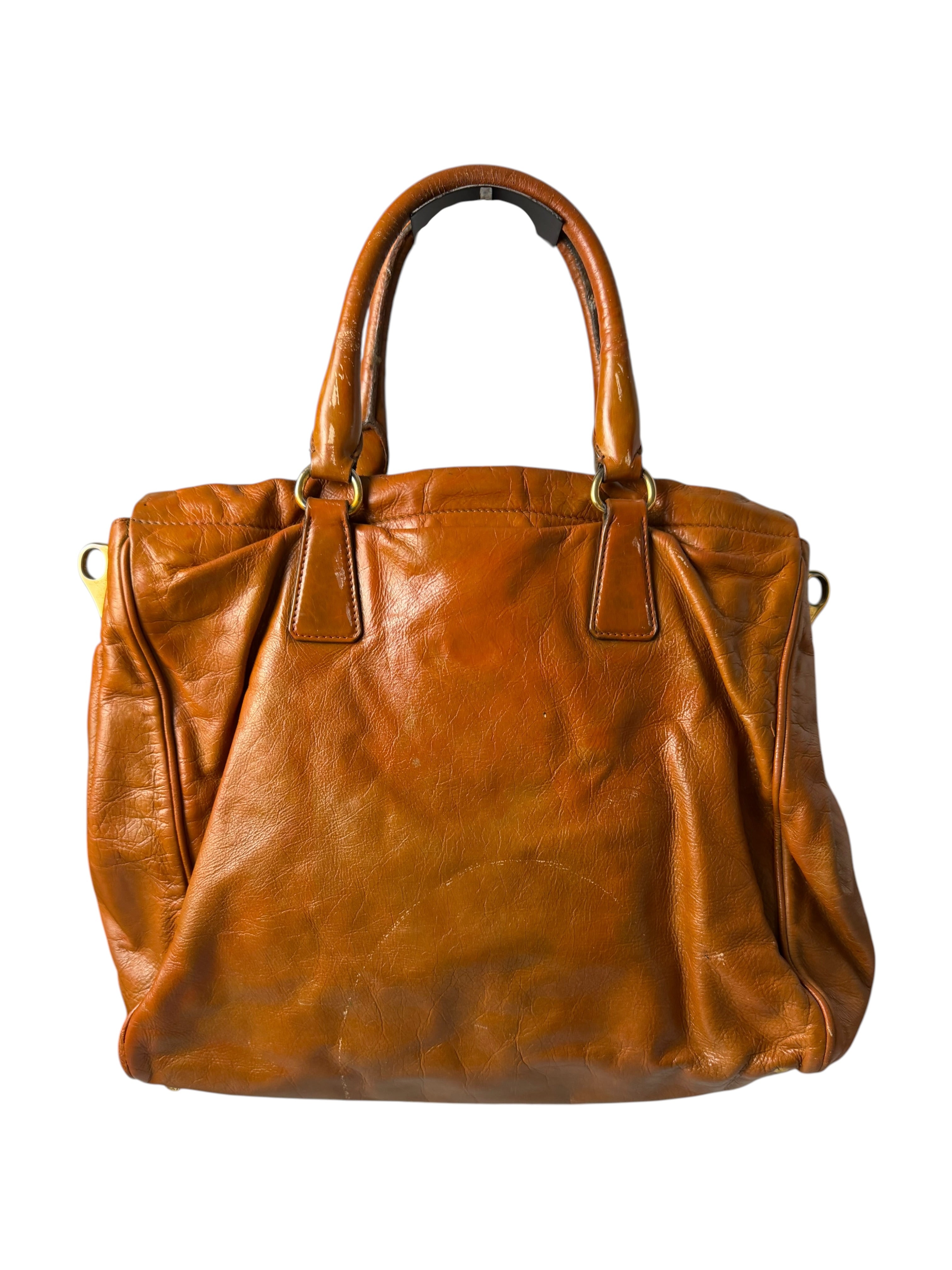 Sac Prada en cuir brillant orange